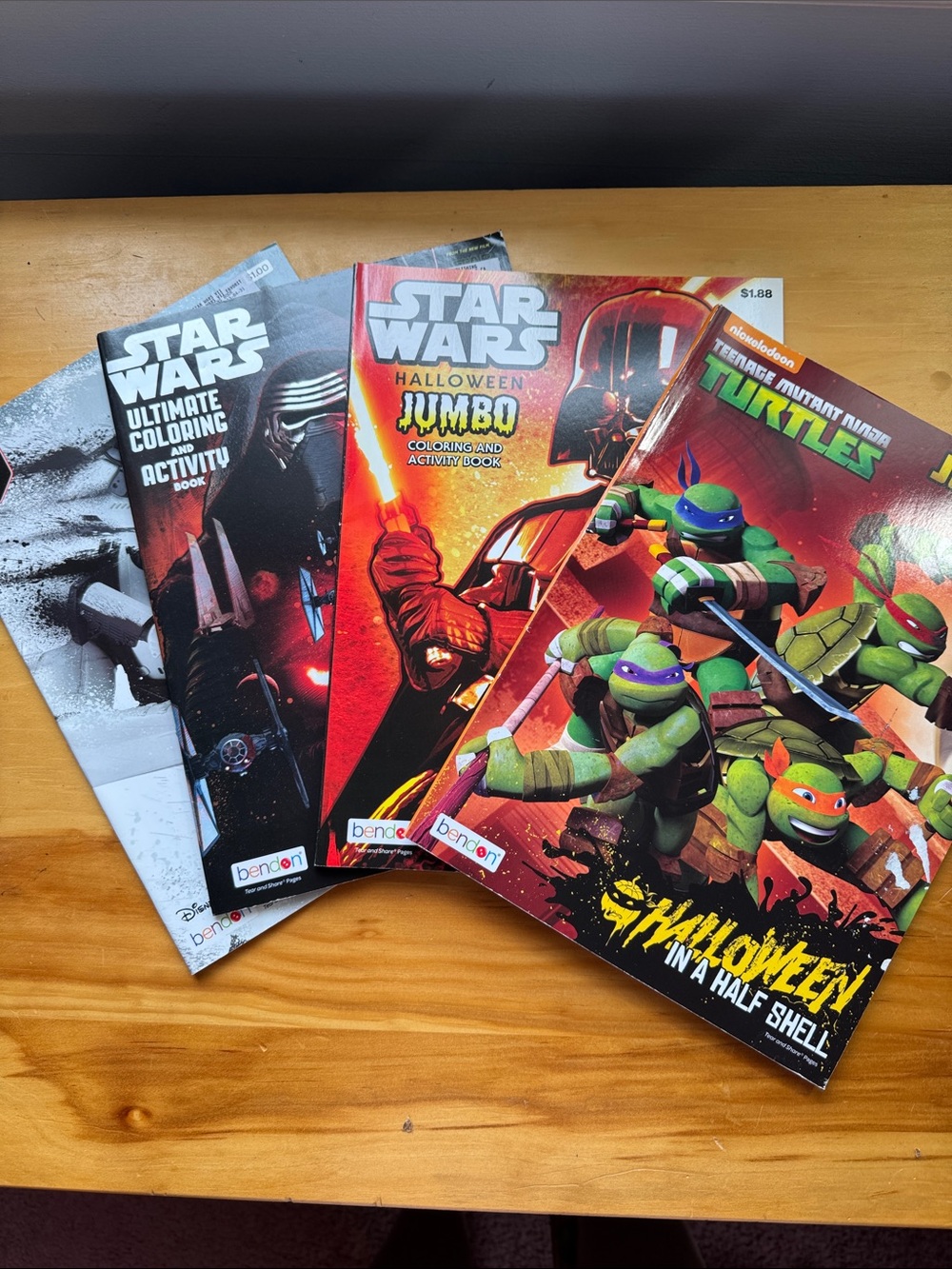 📚2/$6 4-Book Bundle Coloring Books